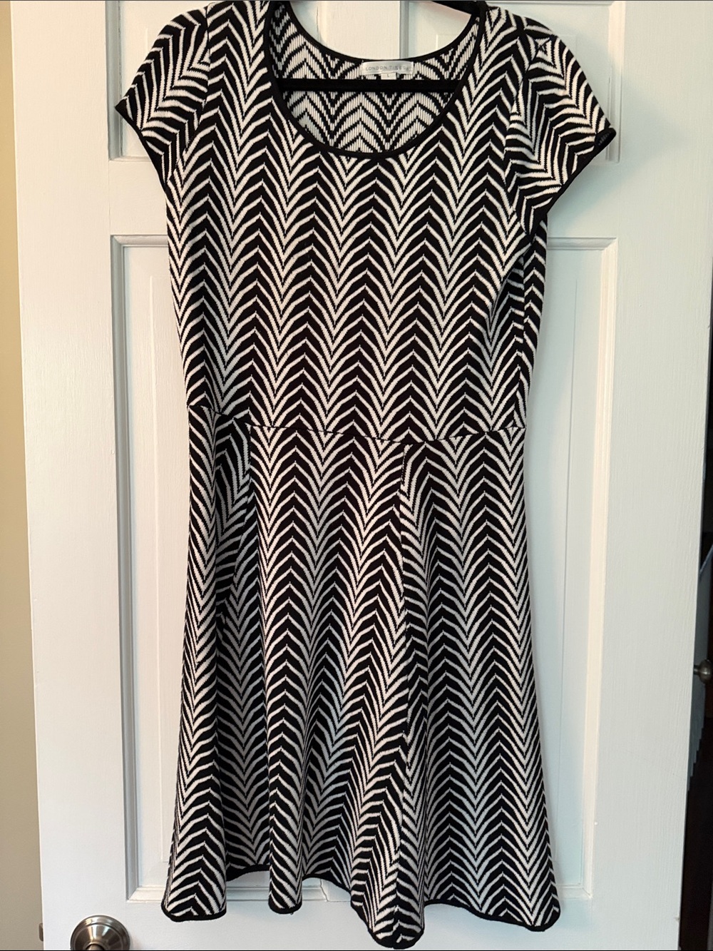 London Times Black and White Chevron Fit & Flare Mini Dress